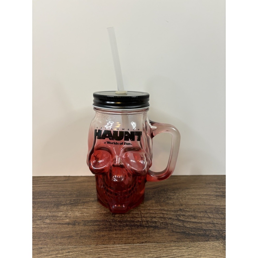 Worlds Of Fun Amusement Park Halloween Haunt Skull Glass Tumbler With Straw